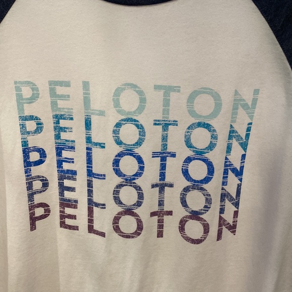 Peloton Raglan Sleeve Baseball Shirt NWOT Medium - Picture 3 of 5